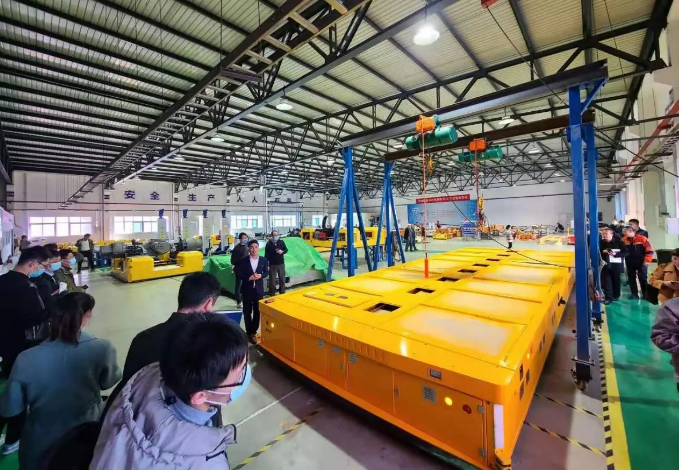 中國重載自動引導運輸車跑出“隱形冠軍”