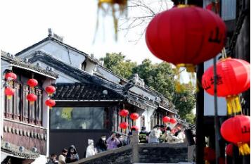 春節出行旅游暖意足，中國經濟社會活力加速恢復