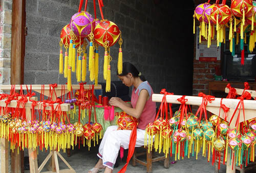 廣西靖西市：壯鄉山村 繡球傳情