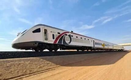 我國客運內燃動車組首次出口阿聯酋