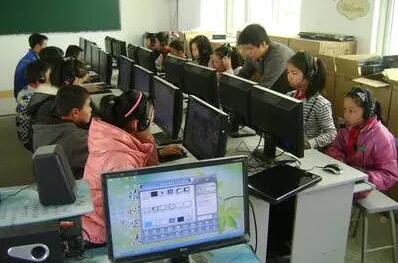 全國中小學(含教學點)互聯網接入率達100%