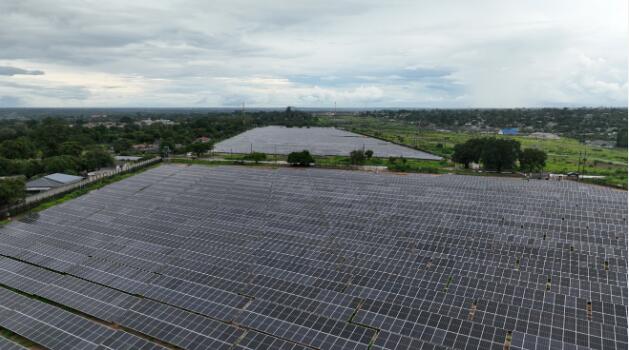 中企承建的光伏電站擴建項目在贊比亞并網發電