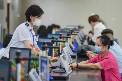 新增注冊穩中有升 新興產業增速更快——從企業注冊數據洞察市場主體動向