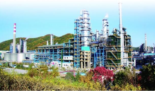 “新中國化工長子”盈利態勢穩健 加速轉型升級步伐