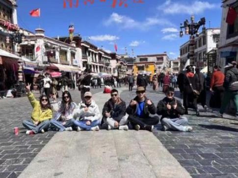“特種兵旅游”熱度持續發酵