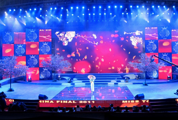 “五一”期間全國營業性演出票房收入同比增962.2%