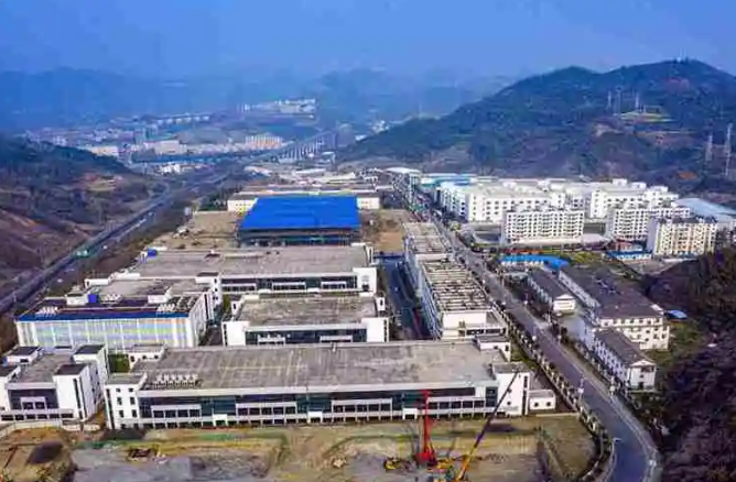 湖北竹山奮力交出招大引強、招才引智優異答卷