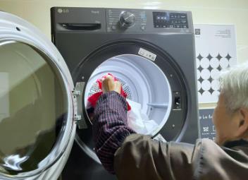 家用電器“越智能越不會用”讓銀發族心急