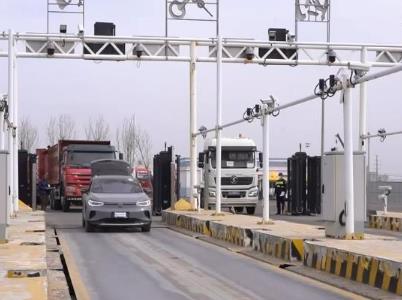 借助“一帶一路”推動口岸暢通 新疆外貿實現“開門紅”