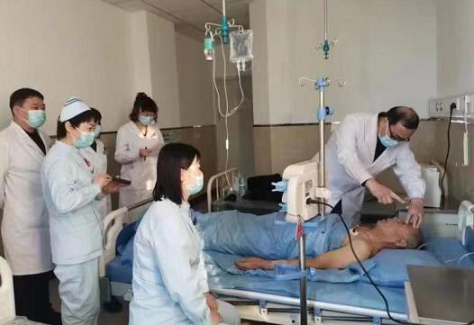 精湛醫術 高尚醫德——記黑龍江省“鶴城技術能手”艾云龍