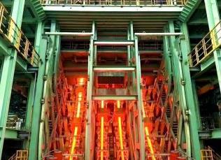 中國重型院成功研制全球首臺兼容小方圓坯、大方圓坯、厚板坯多功能連鑄機