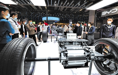 低端過剩、高端不足 破解動力電池產能結構性難題需多管齊下