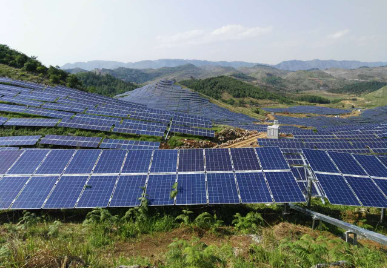 貴州威寧：烏蒙高原“風光互濟”助力綠色發展