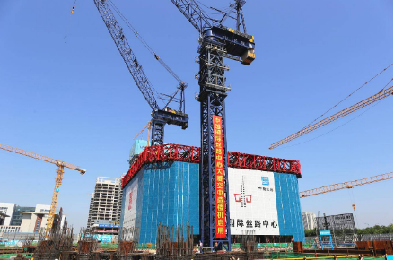 中建三局：新一代“空中造樓機”促智能建造升級