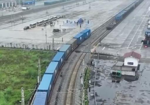 西部陸海新通道建設步伐加快 上半年運輸增長20.9％