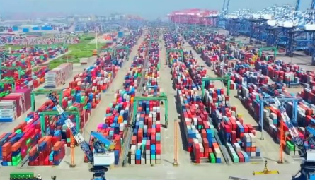 我國是穩定全球產業鏈供應鏈重要力量 出口產品占國際市場份額提升