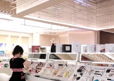 國產美妝產品重研發銷量攀升 海外“出圈”加速出海大有可為