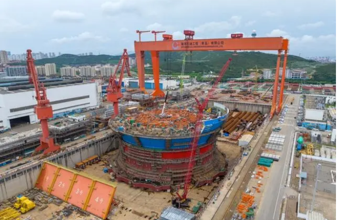 亞洲首艘圓筒型浮式生產儲卸油船在青島建造