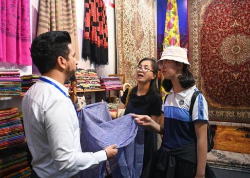 中國出境旅游正在恢復 文旅合作催熱中亞旅游