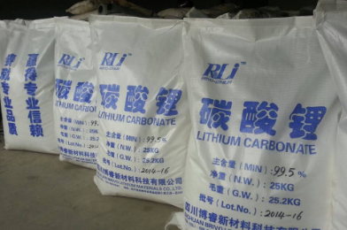 時隔4月碳酸鋰價格重回20萬元/噸以下 產業鏈中下游有望受益