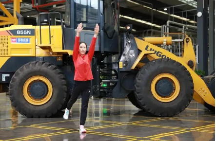 玉柴踐行全民健身戰略 支持開發首套司機健康操