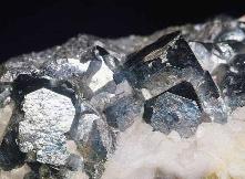 終端消費趨弱 原料庫存增加 鈷價仍將保持底部震蕩