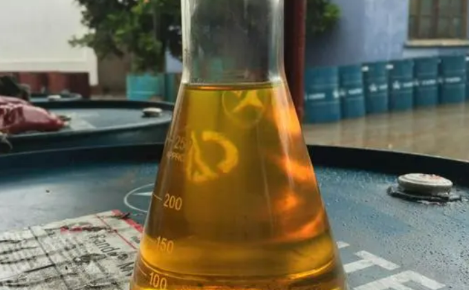 關于繼續對廢礦物油再生油品免征消費稅的公告