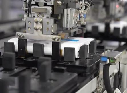 前八月我國電子信息制造業生產恢復向好