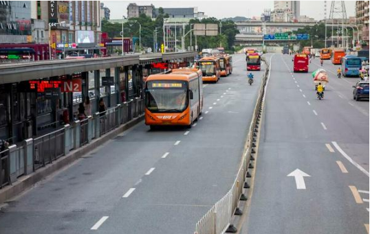 助力城市公共交通發展 這些政策舉措共同發力