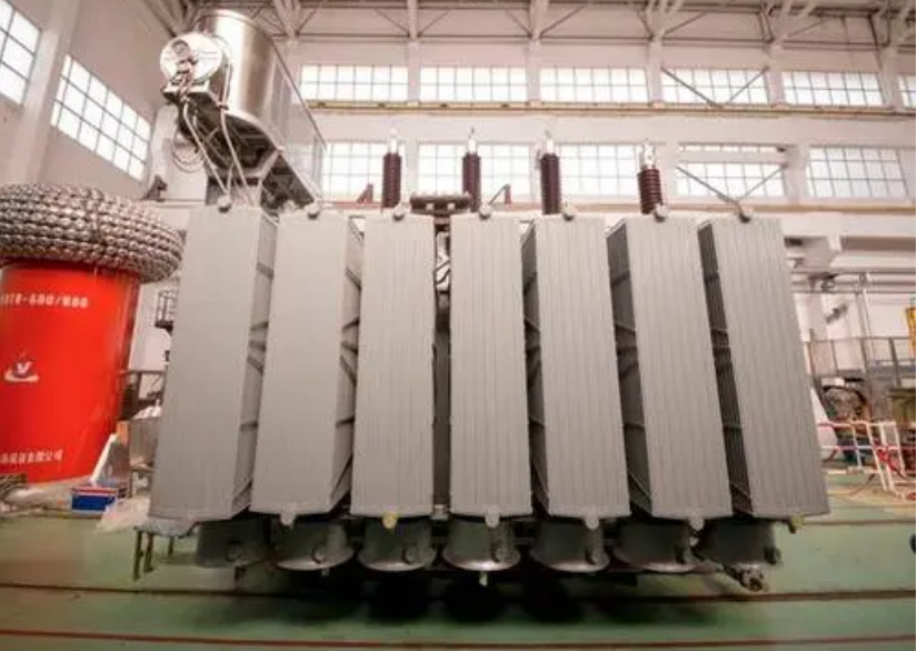 首臺全國產化500千伏植物油變壓器研制成功