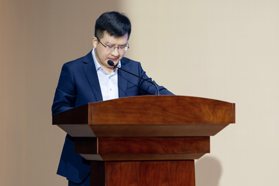 朱光亞戰略科技研究院戰略新興中心主任、戰略新興產業基金董事長陳昕致辭.jpg
