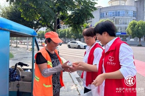 浙江嵊州市煙草專賣局：擦亮“香溢”志愿“金名片” 跑出為民服務“加速度”