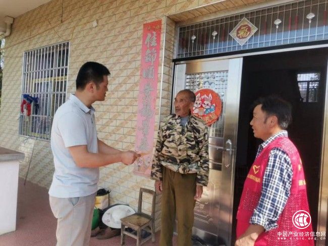 鄂州市煙草專賣局：放不下的“結對情”