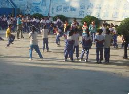 課間十分鐘，呵護學生茁壯成長