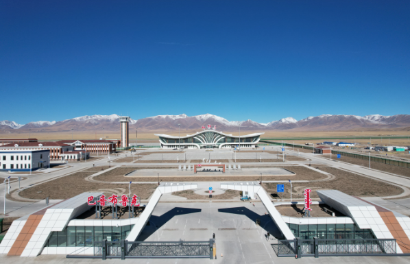 國家“十四五”重點工程巴音布魯克機場全面竣工 中國建筑承建