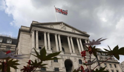 英國大規模減稅計劃效果引發質疑