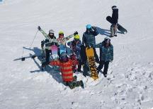 “社交+滑雪運動”成為年輕人冬季出行新選擇