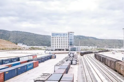 “雙核”+“兩翼” 云南打造國際一流陸港