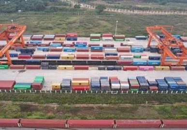 暢通物流“最后一公里” 推進鐵路貨運向現代物流轉型