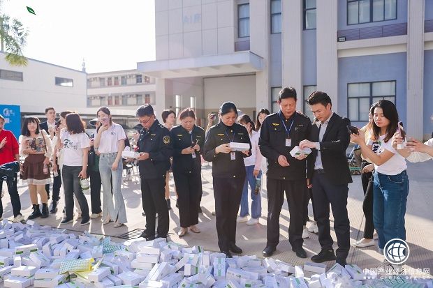 1701841589412562.jpg 2_1600_3000_gif (21).jpg