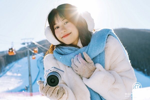 冬日人像攝影攻略 教你如何用青春專微拍出絕美氛圍感大片