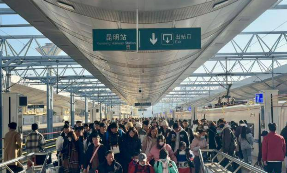 中老鐵路老撾段單日旅客發送量創新高