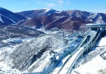 數說冰雪旅游熱 多地花樣“冰雪+”模式引爆“熱經濟”