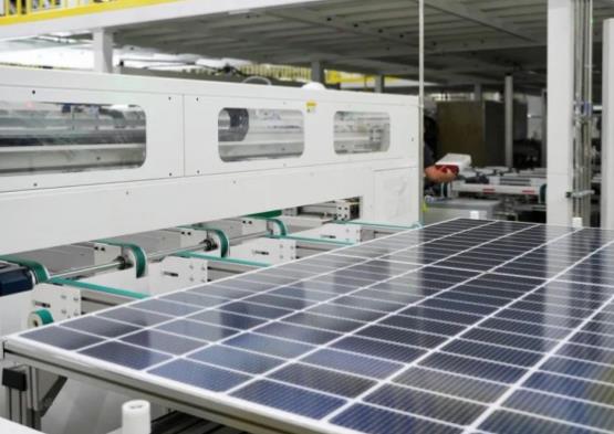 光伏領航 綠創未來 四川打造具有全球影響力的光伏產業基地