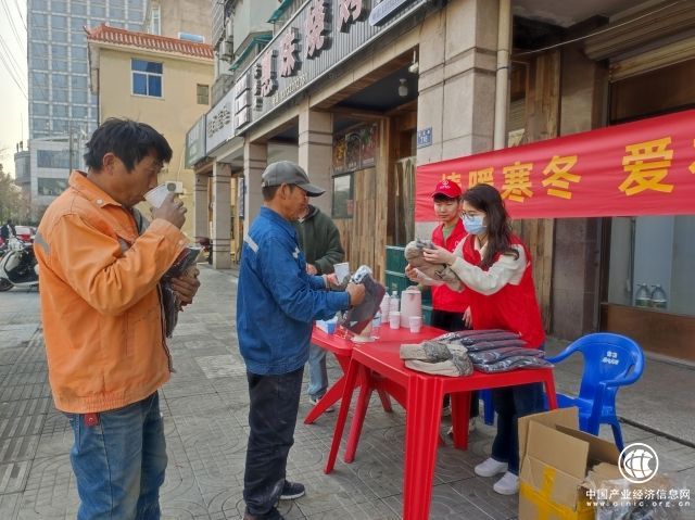 每月有約 “香溢”暖流常涌動