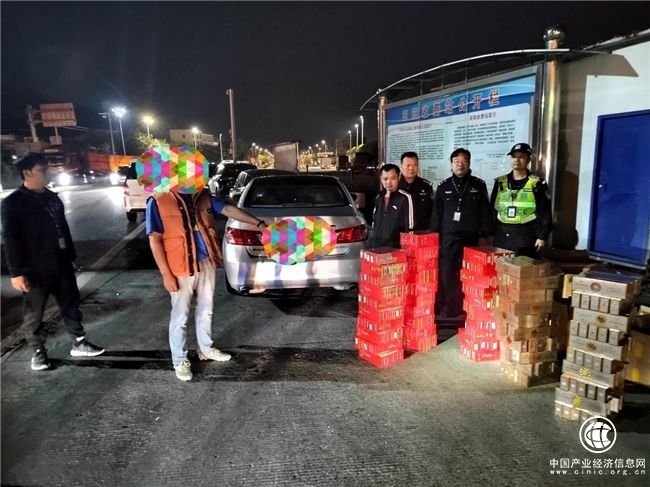 廣西百色市田陽區局查獲一起涉嫌銷售非法生產的煙草專賣品案