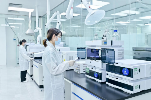 湯臣倍健創始人梁允超聚力創新研發 以強科技賦能高質量發展