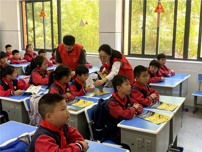 浙江長興：從“普及”到“扎根”，長煙普法“三送三宣”之路