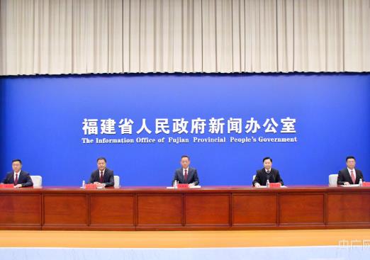 福建打造“新春喜樂匯”系列春晚 聚焦“兩岸”“村晚”萬家燈火