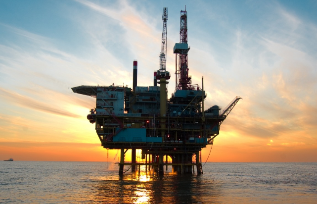 我國海上首個熱采平臺日產原油突破1000立方米